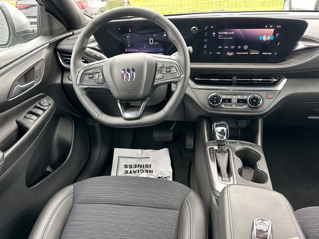 Used 2025 Buick Envista Preferred w/ Convenience I Package FWD image 18
