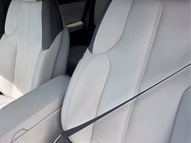 New 2027 Cadillac Optiq Luxury RWD image 15