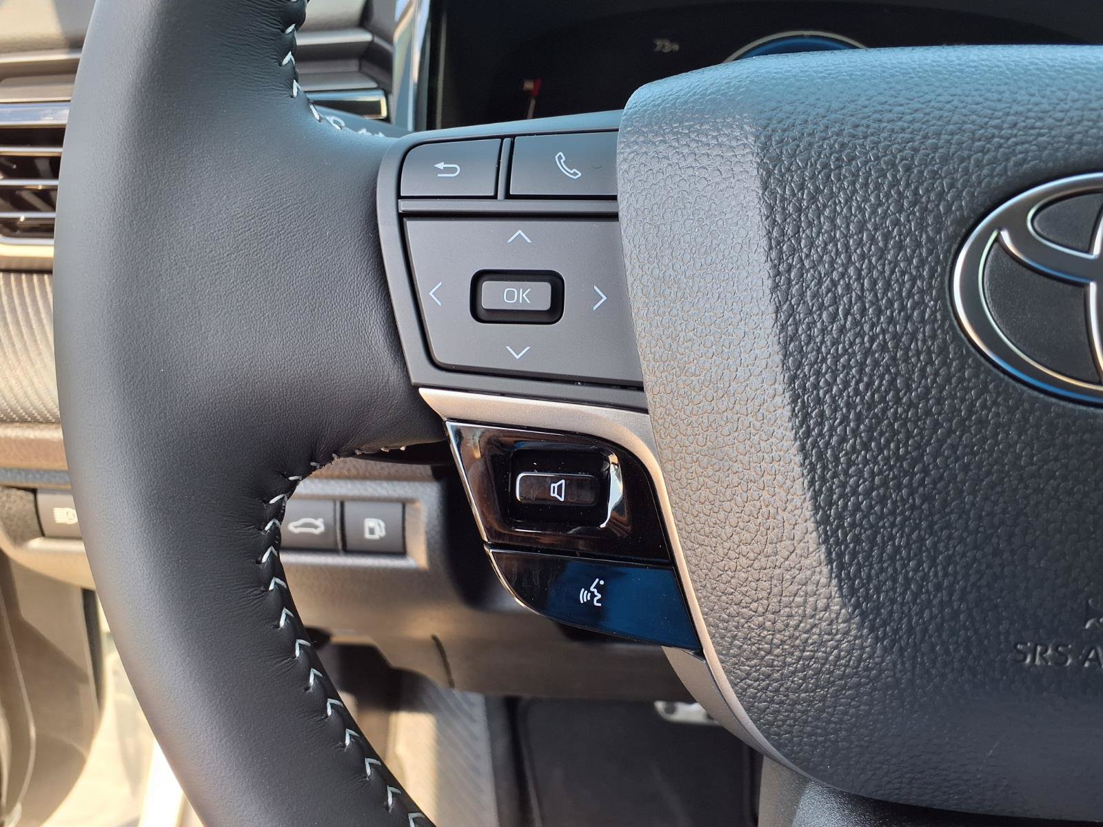 New 2026 Toyota Camry SE w/ Convenience Package FWD image 19