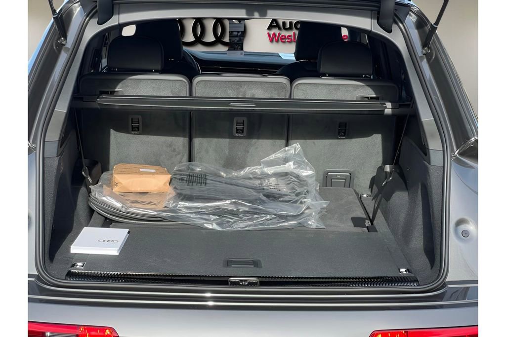 New 2026 Audi Q7 2.0T Premium Plus AWD/4WD image 16