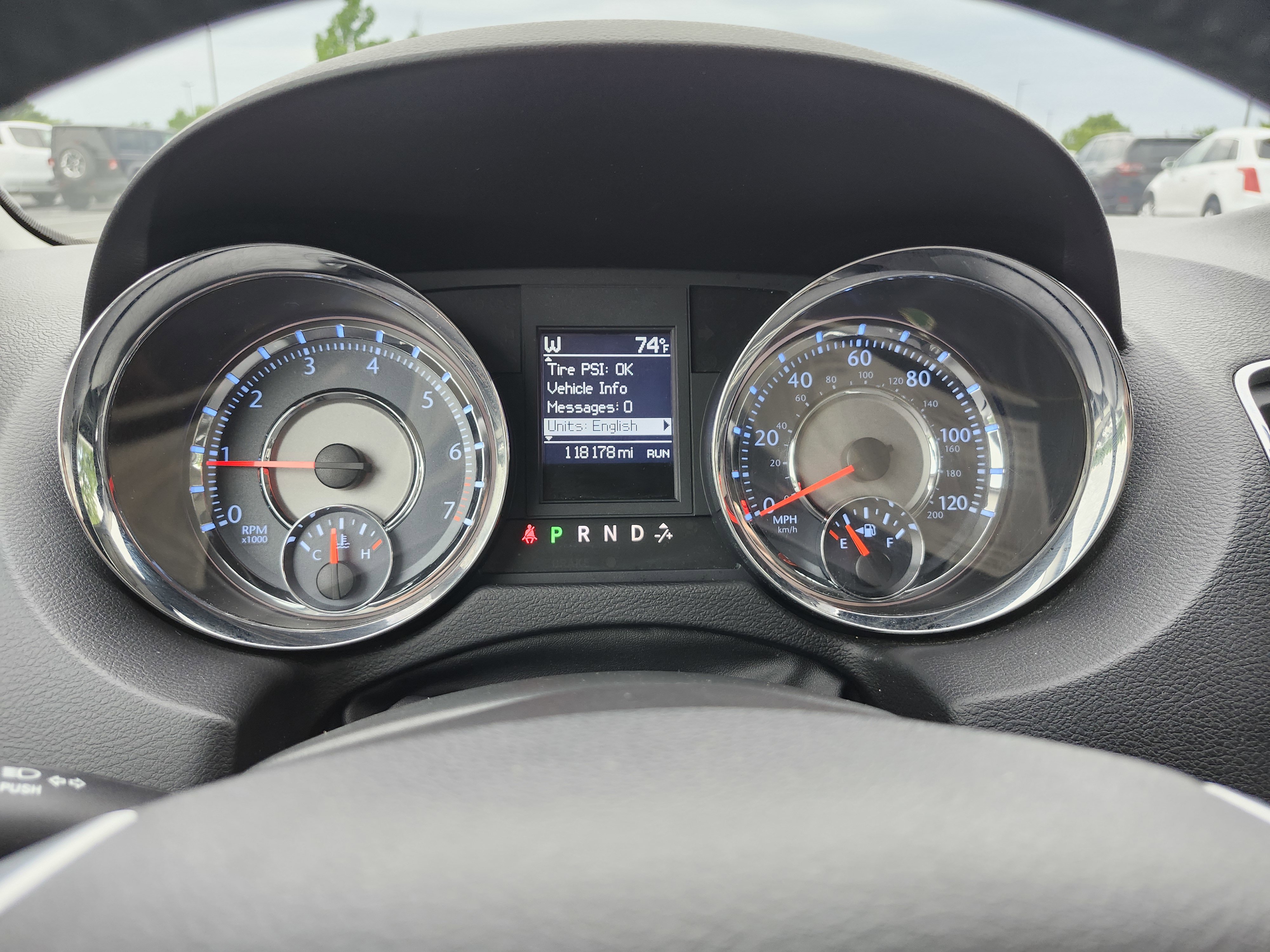 Used 2011 Chrysler Town & Country Touring-L w/ Entertainment Group #2 FWD image 26