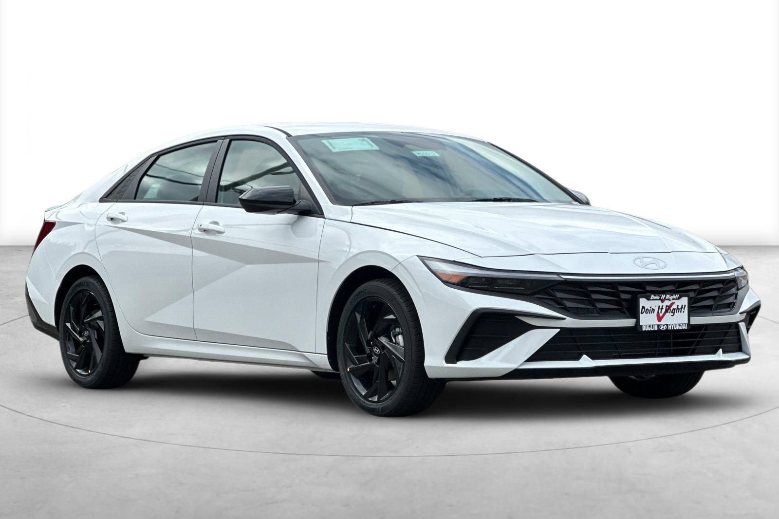Used 2026 Hyundai Elantra Sport FWD image 11
