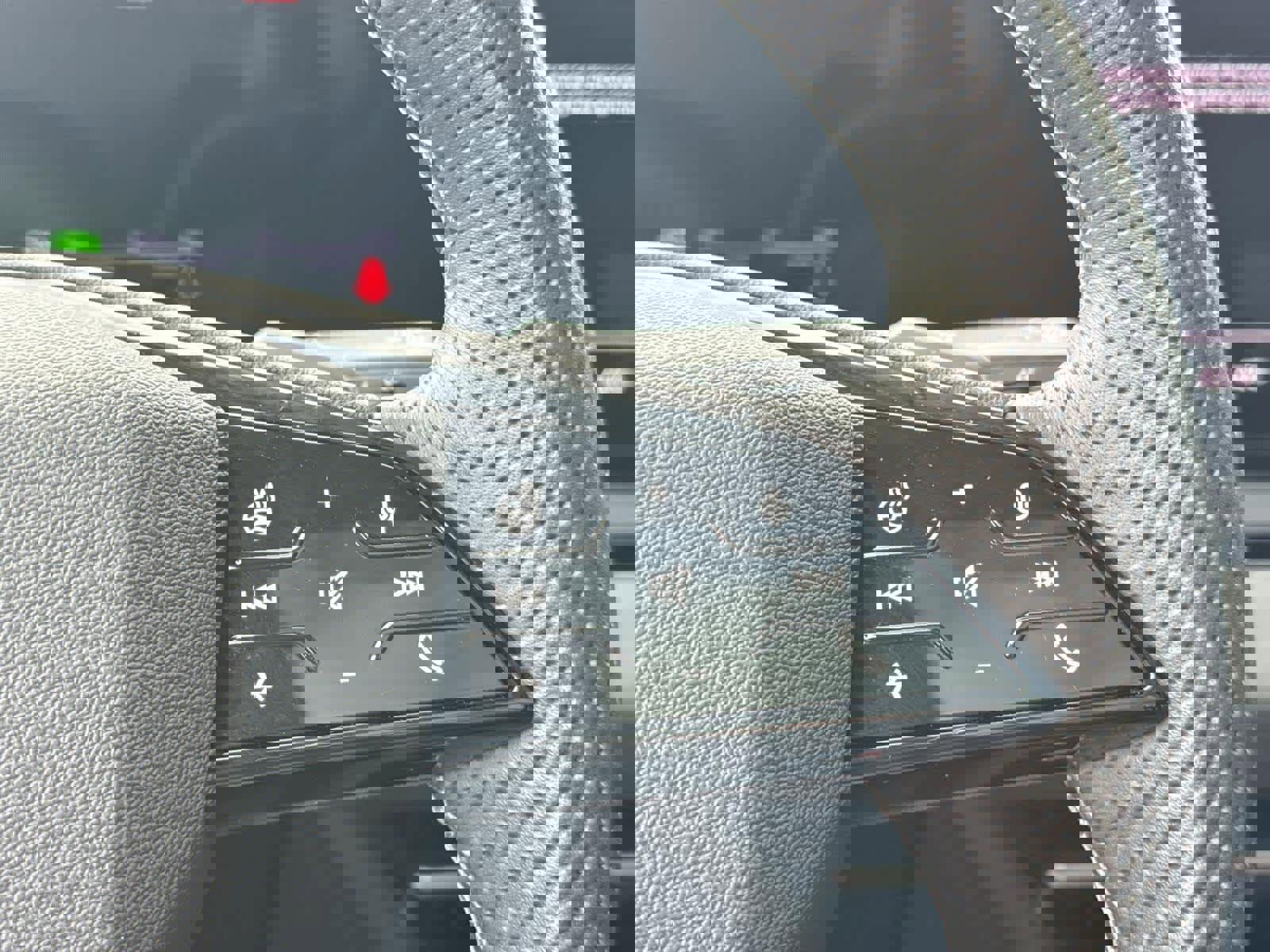 Used 2025 Audi SQ6 e-tron Premium Plus w/ Premium Plus image 20