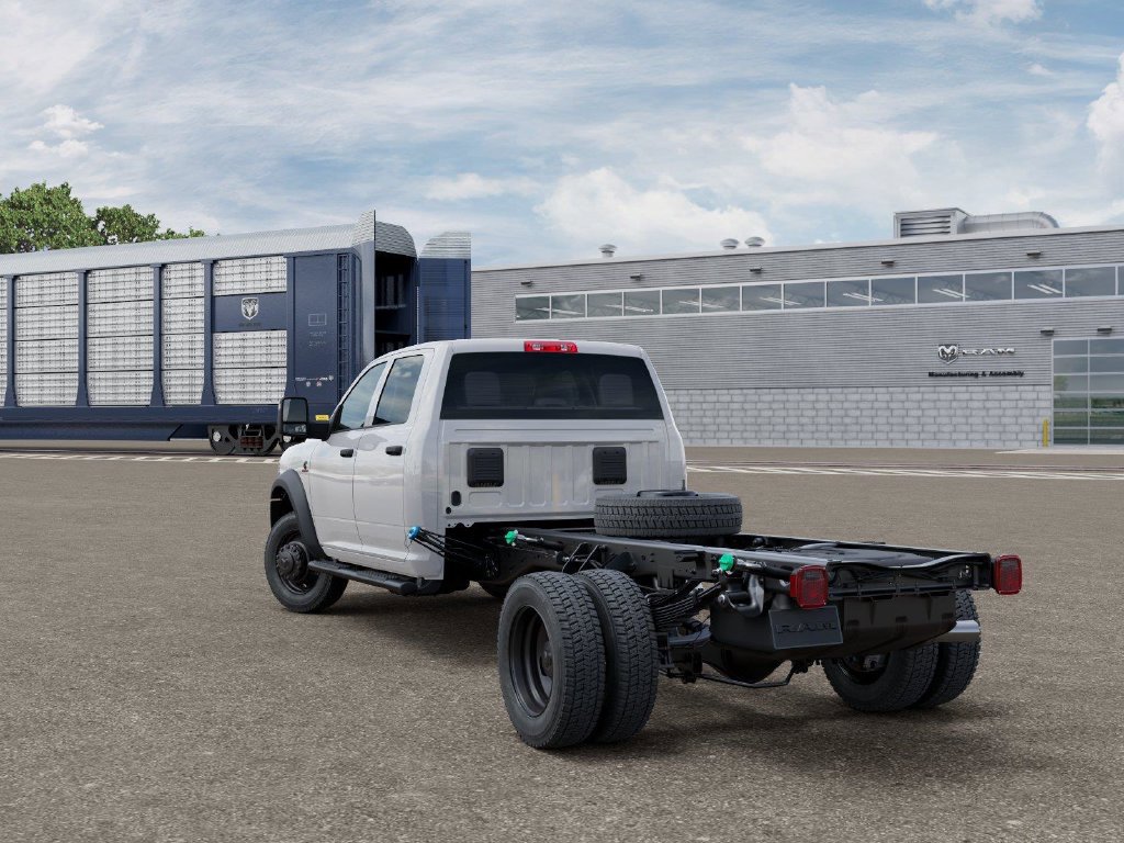 New 2026 RAM 4500 Tradesman AWD/4WD image 3