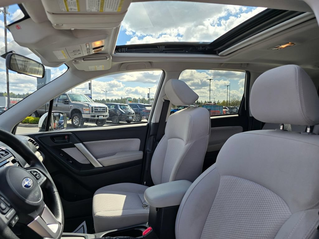 Used 2017 Subaru Forester 2.5i Premium AWD/4WD image 12