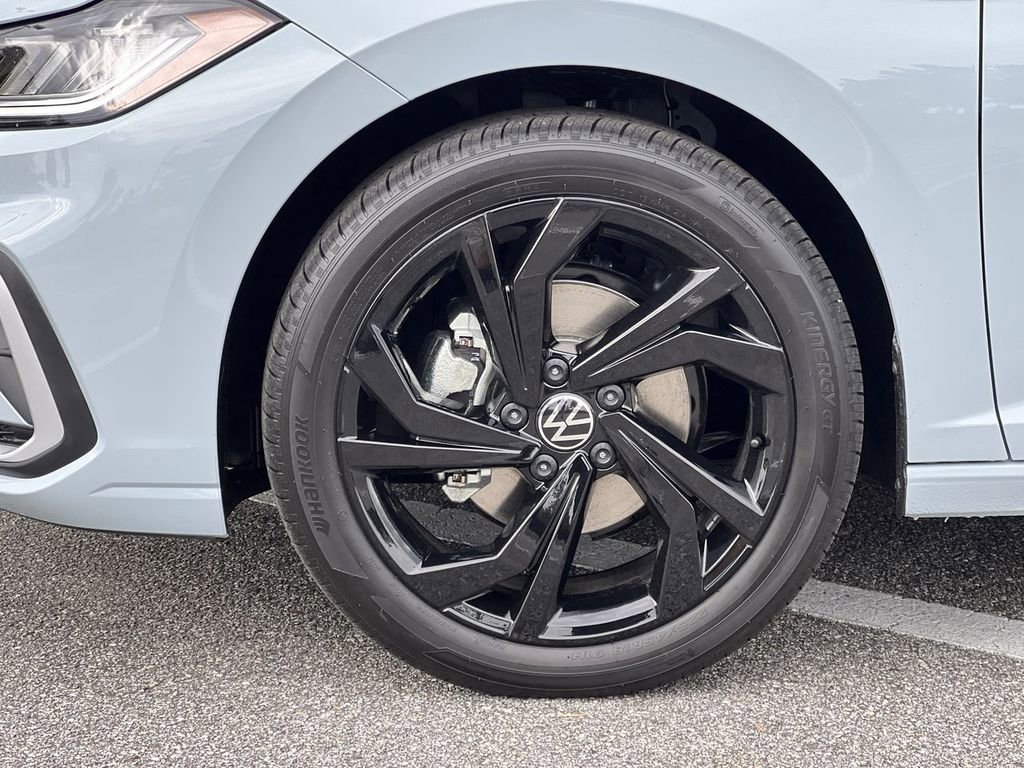 New 2026 Volkswagen Jetta SE image 10