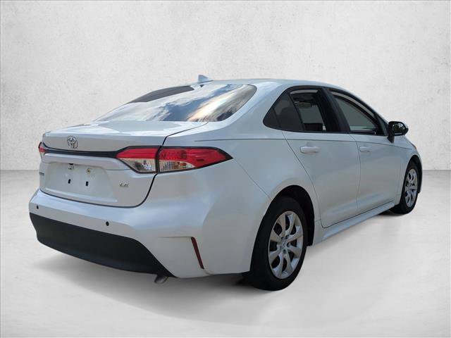 Used 2024 Toyota Corolla LE FWD image 5