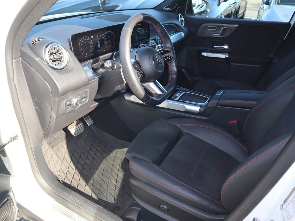 Certified 2025 Mercedes-Benz GLB 250 GLB 250 image 13