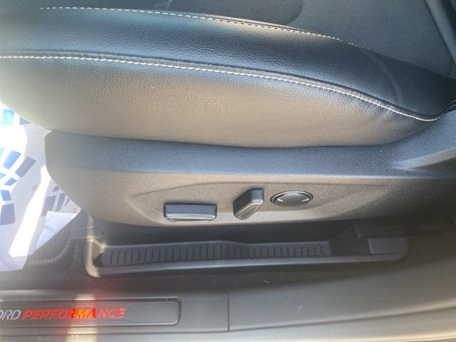 Used 2022 Ford Edge ST image 18