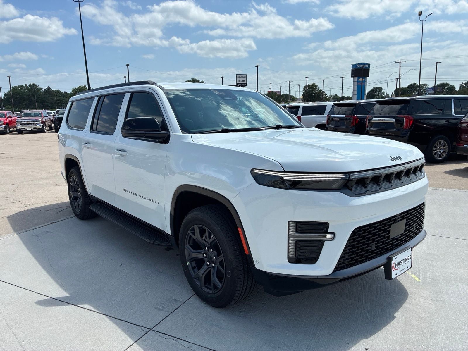 New 2026 Jeep Grand Wagoneer L Limited AWD/4WD image 10