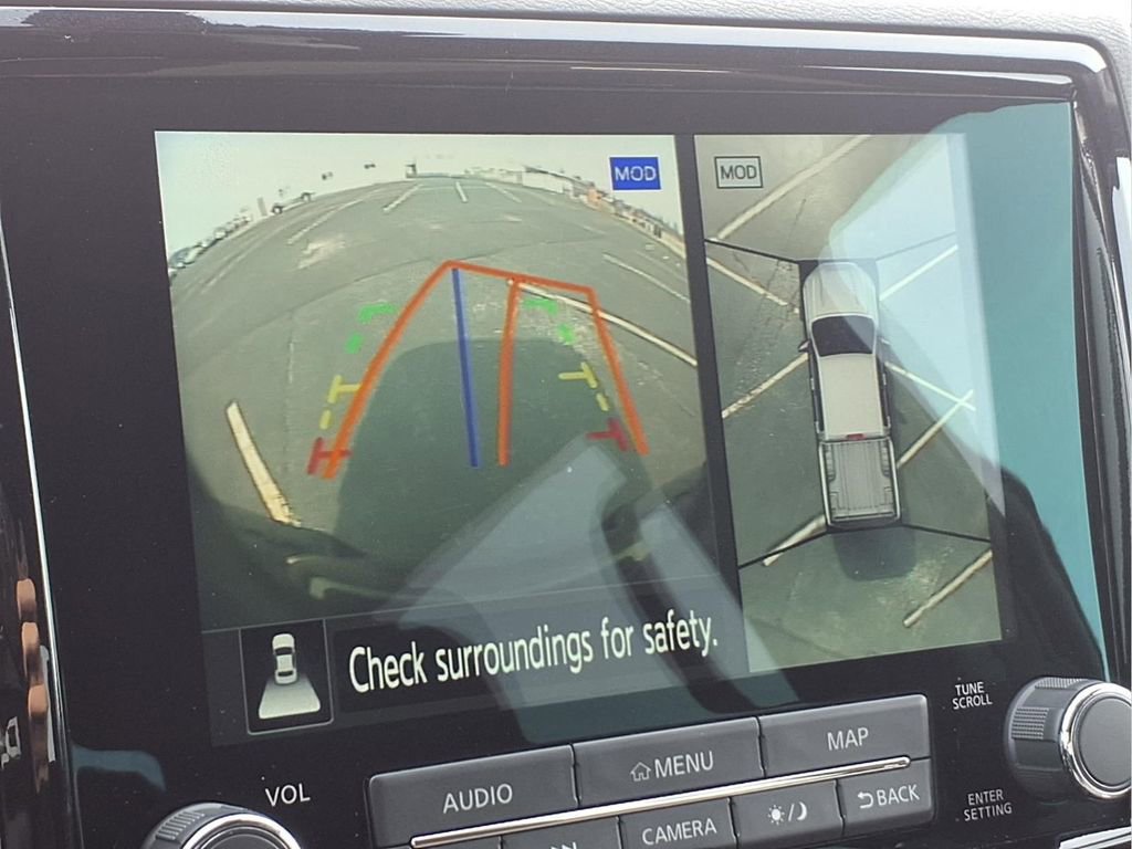 Used 2023 Nissan Frontier PRO-4X w/ Pro Convenience Package image 7