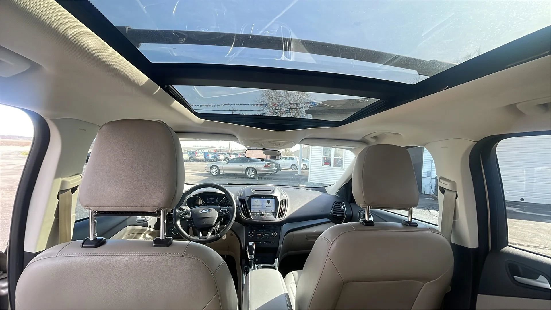 Used 2018 Ford Escape SEL image 18