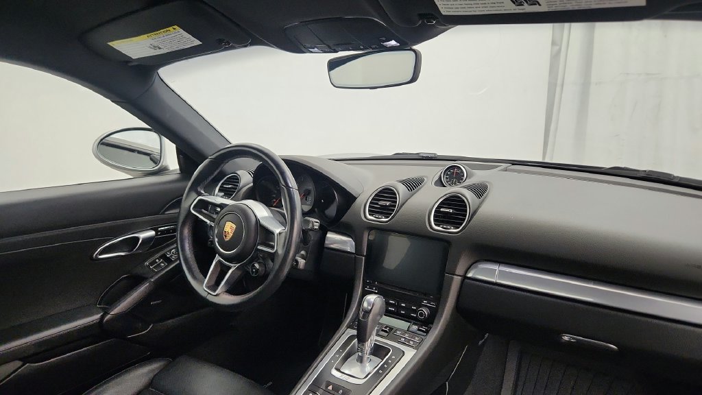 Used 2019 Porsche 718 Cayman S RWD image 22