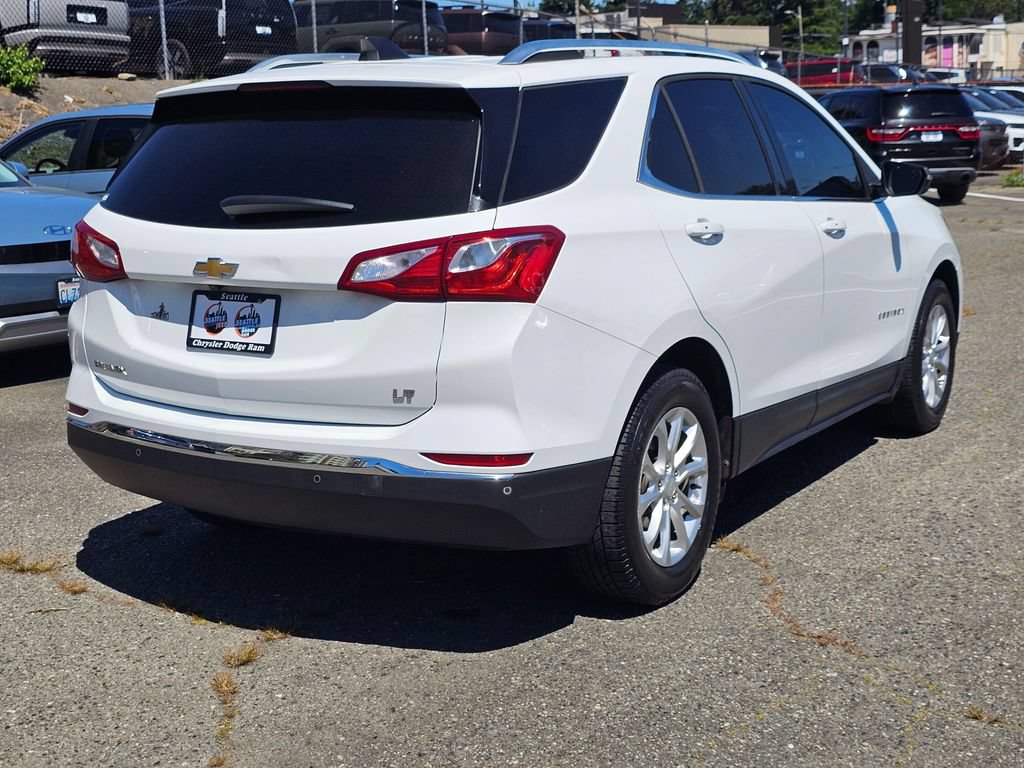 Used 2018 Chevrolet Equinox LT w/ Sun & Infotainment Package FWD image 8