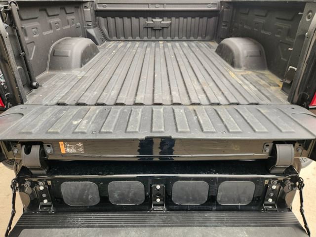 Used 2025 Chevrolet Silverado 2500 LT w/ Texas Edition image 31