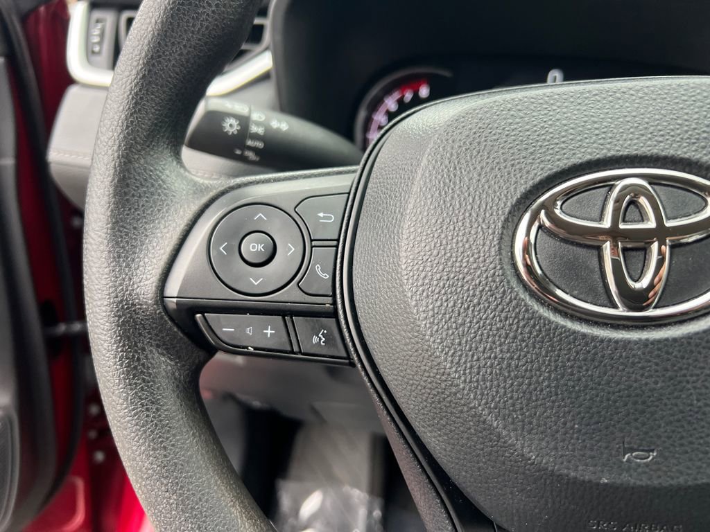 Used 2023 Toyota RAV4 XLE image 29