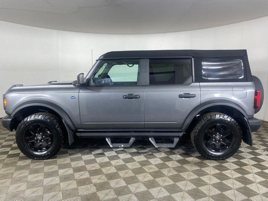 Used 2024 Ford Bronco Black Diamond AWD/4WD image 8