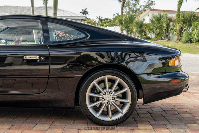 Used 2000 Aston Martin DB7 Vantage RWD image 3