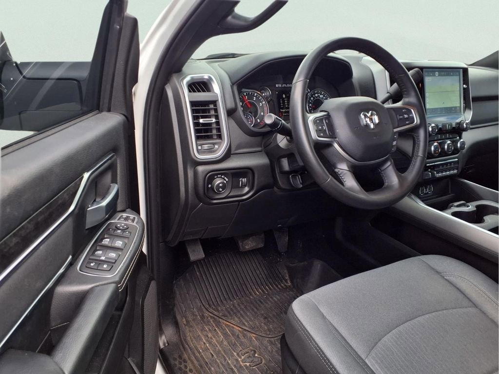 Used 2024 RAM 3500 Big Horn AWD/4WD image 5