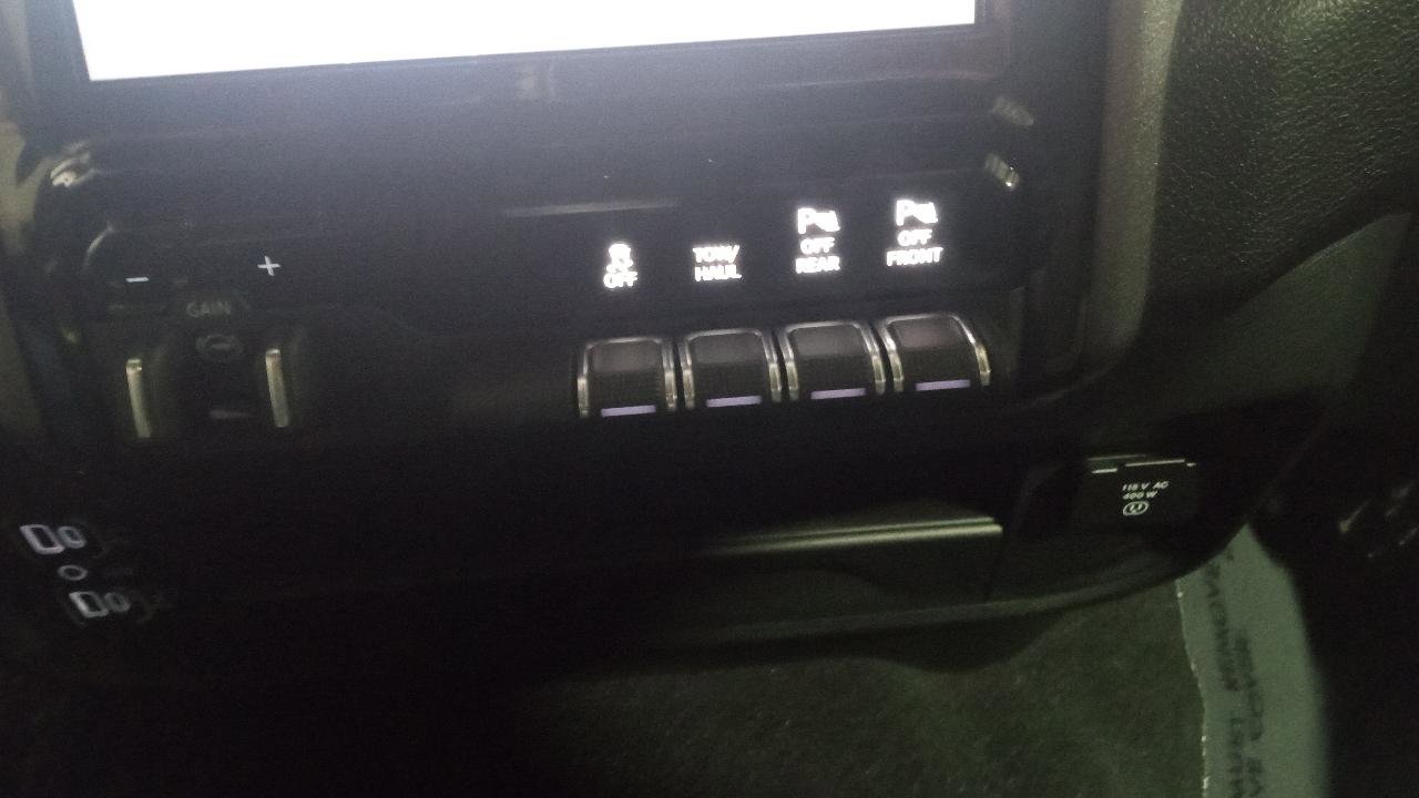 New 2026 RAM 2500 Tradesman AWD/4WD image 18