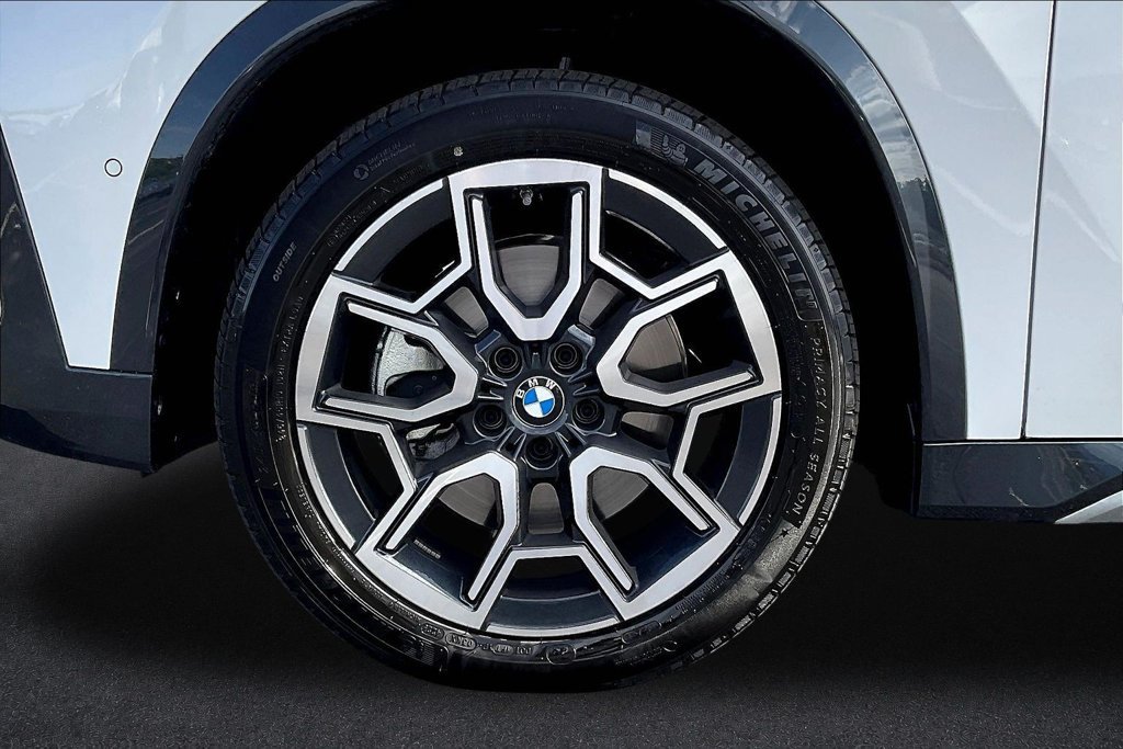 Certified 2026 BMW X1 xDrive28i w/ Convenience Package AWD/4WD image 33