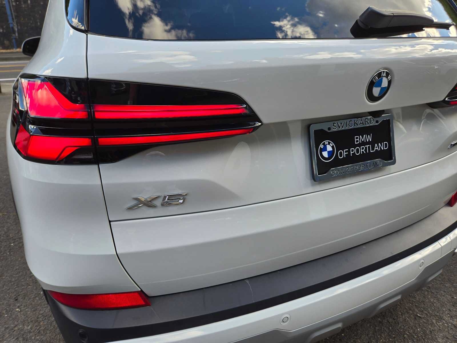 Used 2026 BMW X5 xDrive40i AWD/4WD image 14