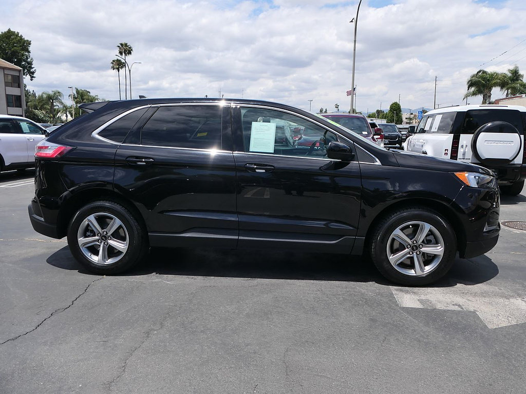 Used 2023 Ford Edge SEL w/ Convenience Package AWD/4WD image 2