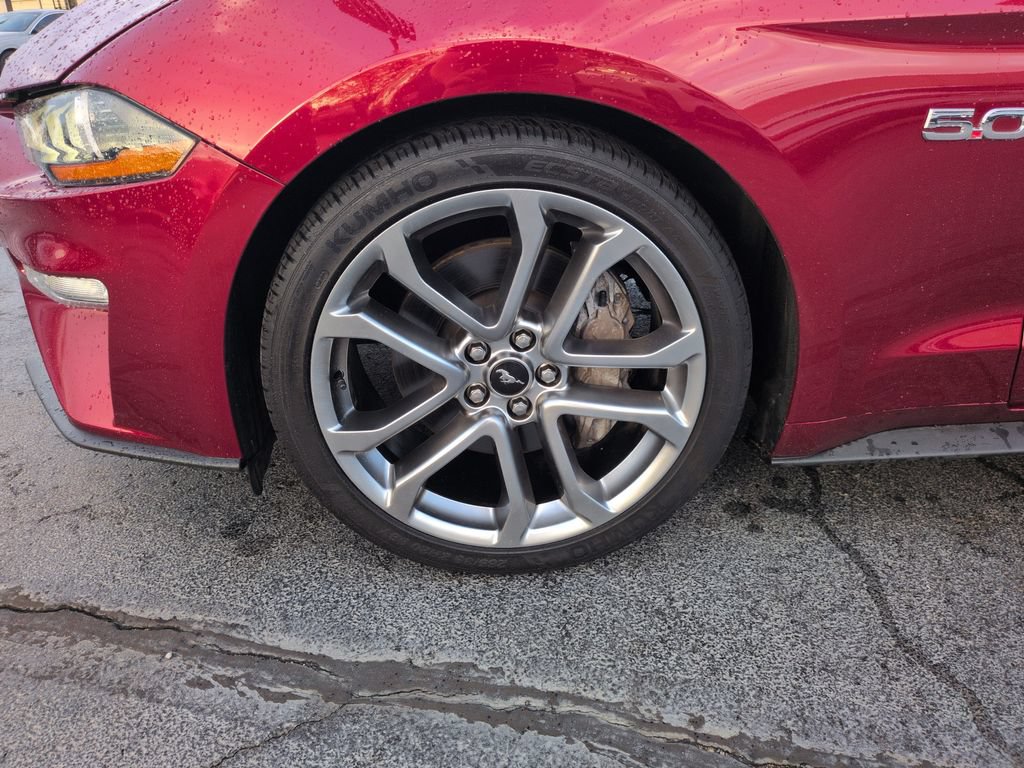 Used 2019 Ford Mustang GT Premium RWD image 27
