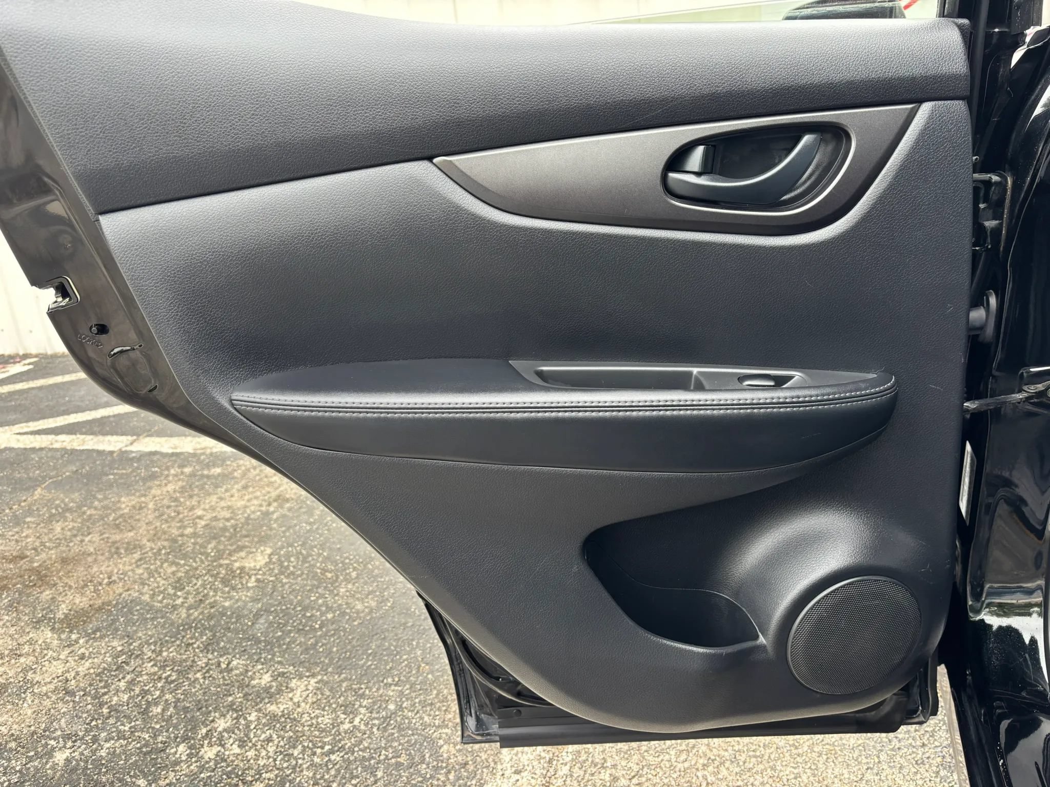 Used 2017 Nissan Rogue Sport S w/ S Appearance Package FWD image 39