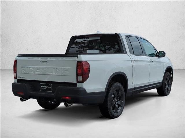 New 2026 Honda Ridgeline Black Edition image 2