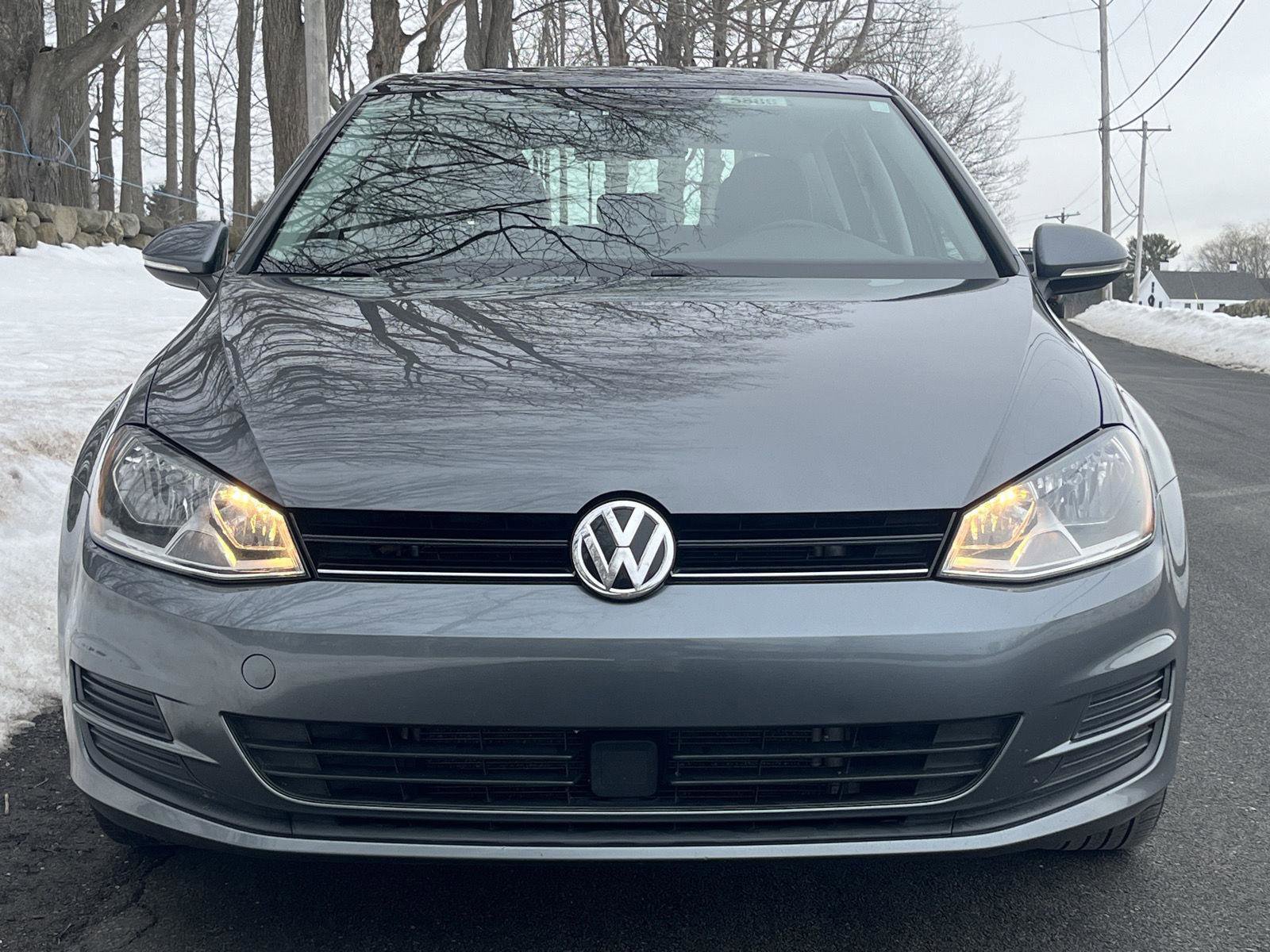 Used 2017 Volkswagen Golf Wolfsburg Edition image 26