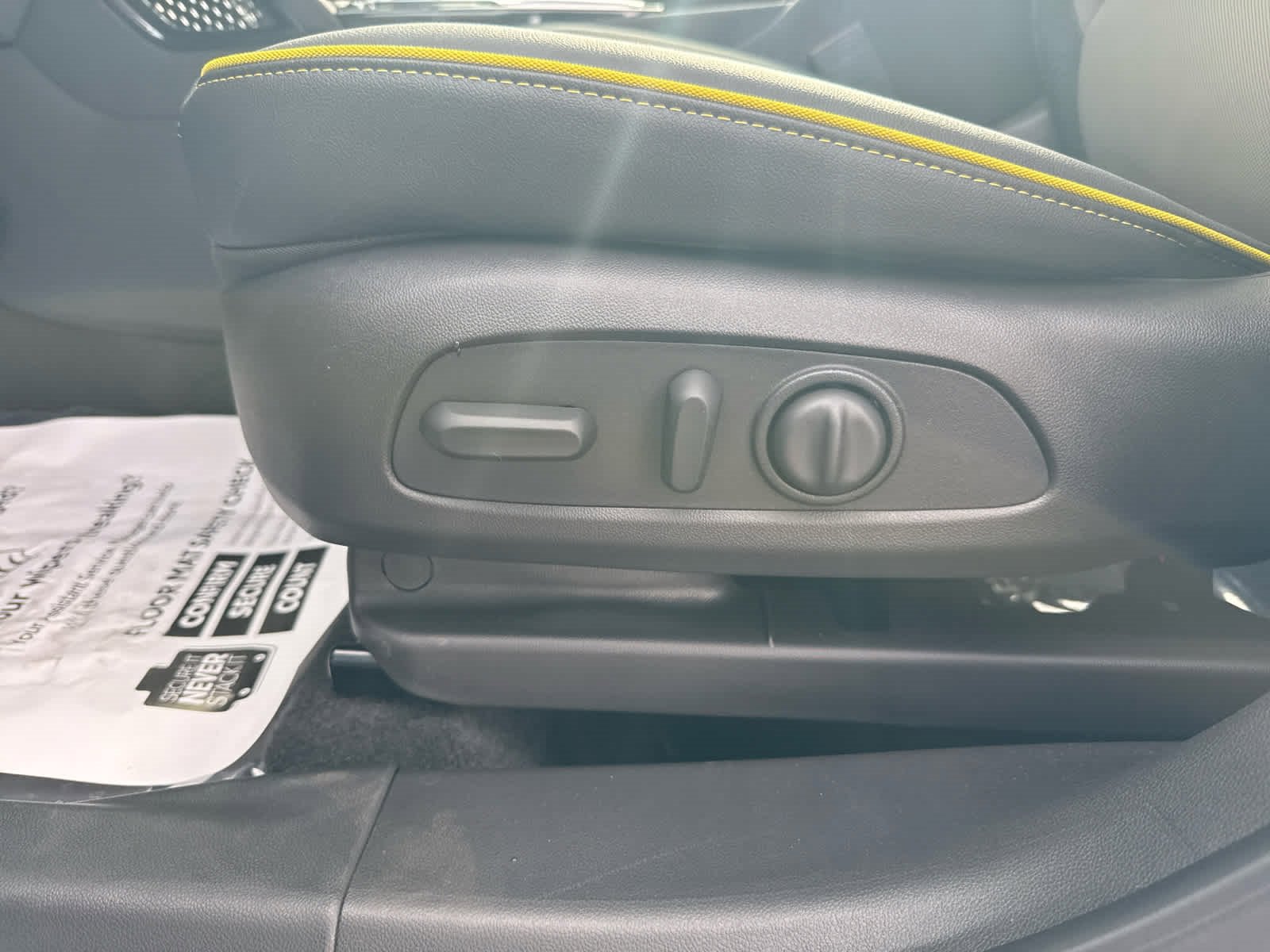 New 2025 Chevrolet TrailBlazer ACTIV w/ Convenience Package image 12