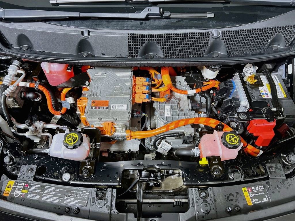 Used 2022 Chevrolet Bolt LT w/ Infotainment Package FWD image 25