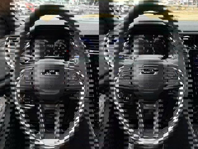 Used 2024 Jeep Grand Cherokee L Altitude image 14