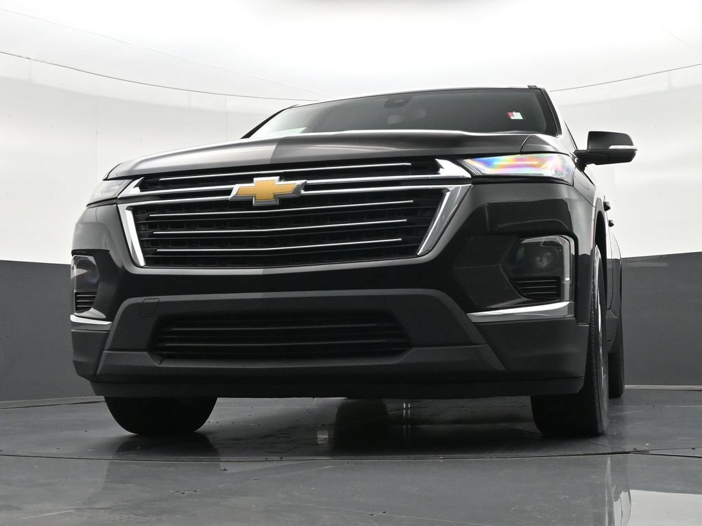 Used 2022 Chevrolet Traverse LT FWD image 31
