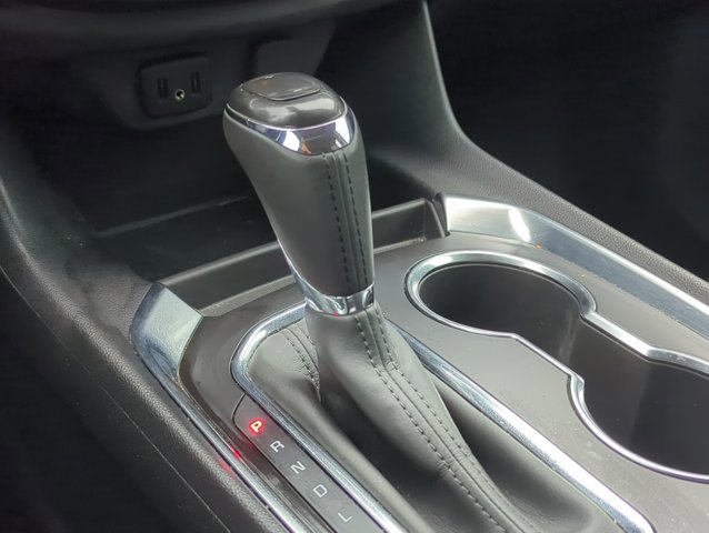 Used 2018 Chevrolet Traverse LT image 10