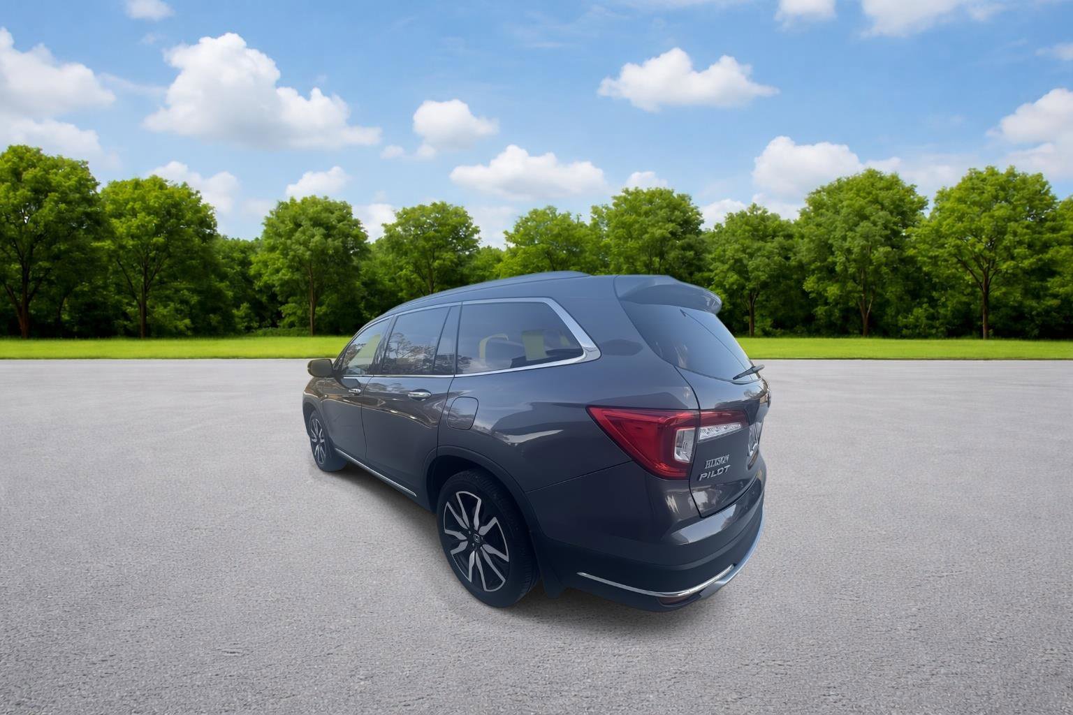 Used 2022 Honda Pilot Touring image 8