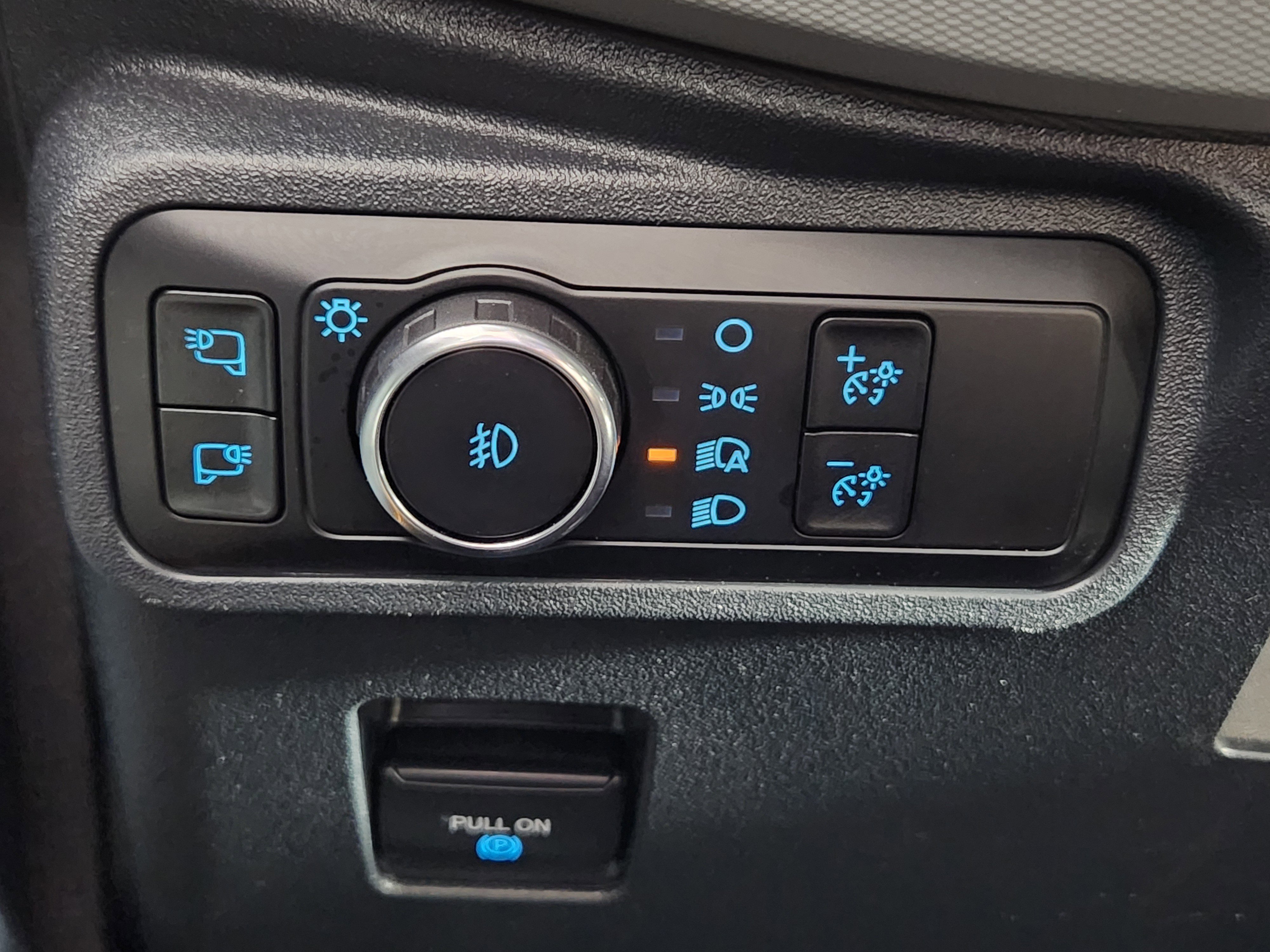 Used 2023 Ford Bronco Badlands image 27