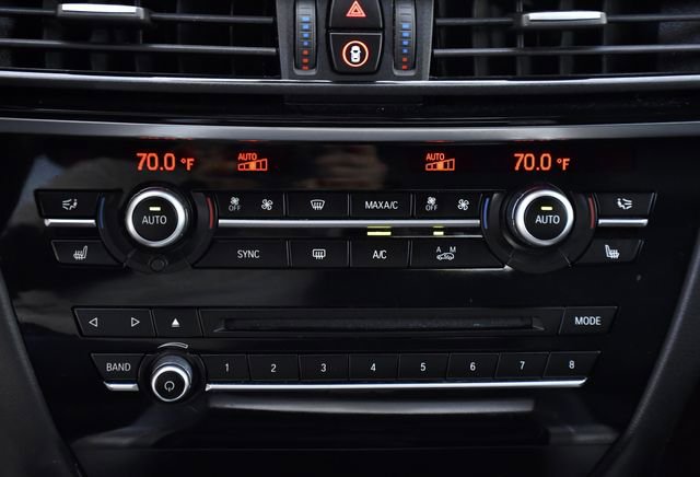 Used 2018 BMW X5 sDrive35i w/ Driving Assistance Package image 15