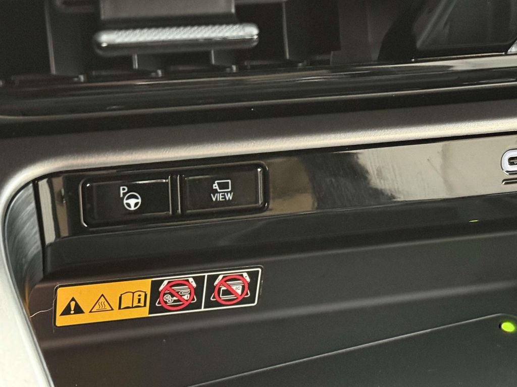 Used 2025 Lexus TX 500h AWD w/ Technology Package image 24