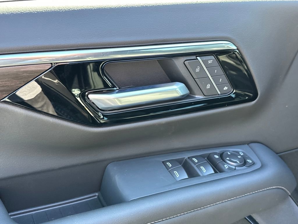 New 2026 Chevrolet Tahoe Z71 w/ Comfort Package image 14