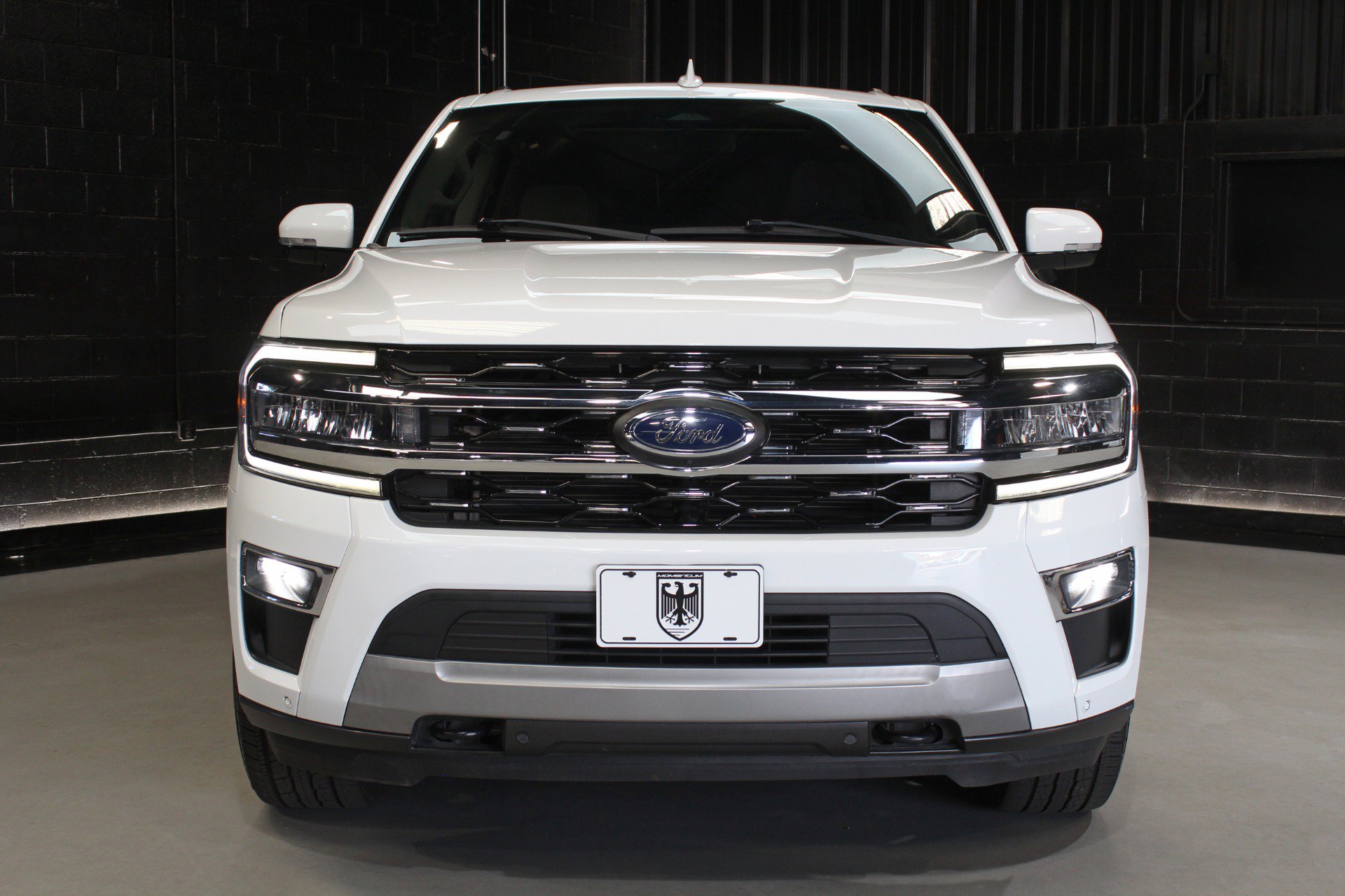 Used 2023 Ford Expedition Max Limited AWD/4WD image 6