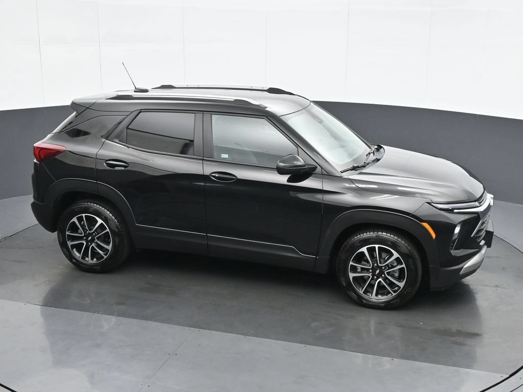 Used 2025 Chevrolet TrailBlazer LT FWD image 23