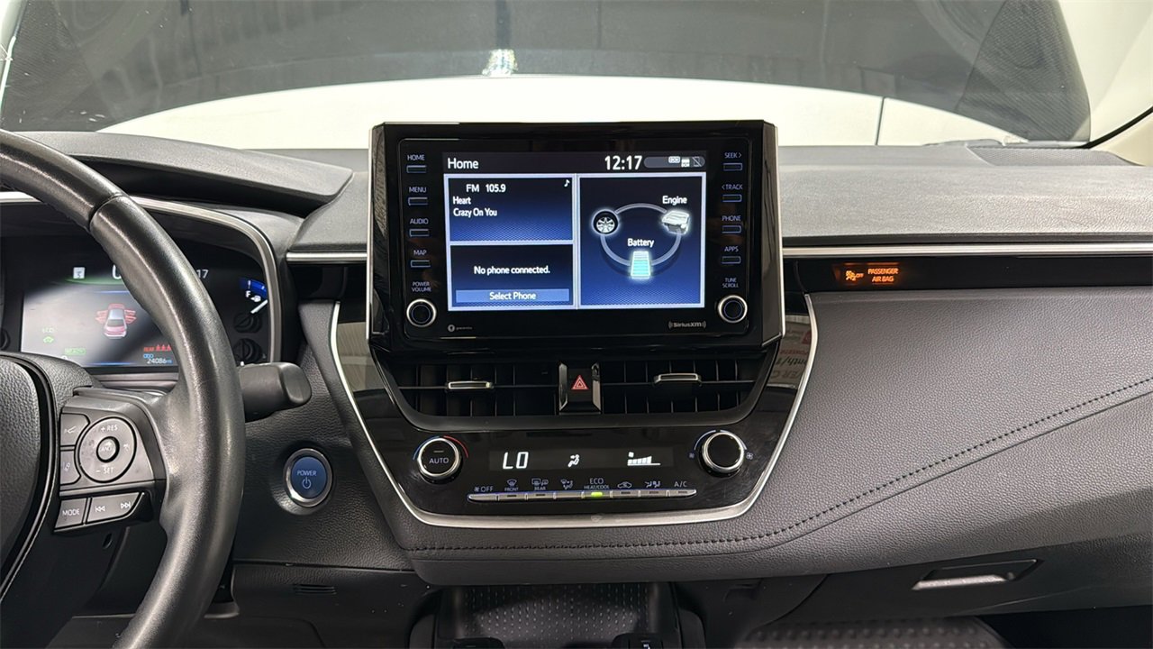 Used 2022 Toyota Corolla LE image 10