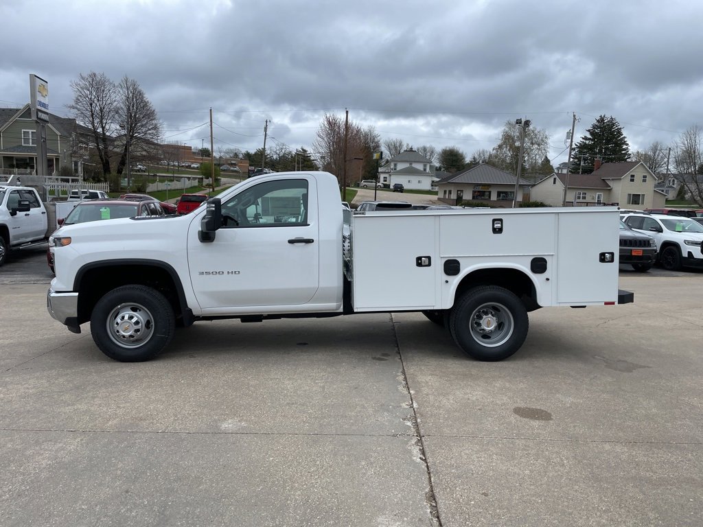 Used 2025 Chevrolet Silverado 3500 W/T w/ WT Convenience Package image 2