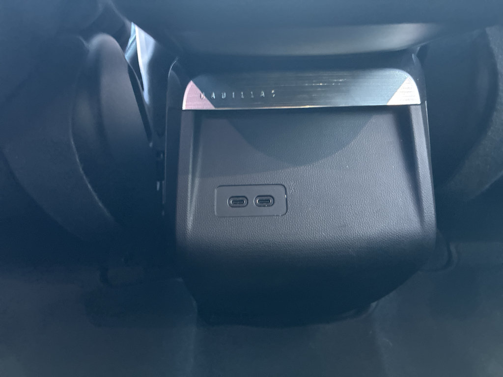 Used 2024 Cadillac Lyriq Luxury RWD image 43