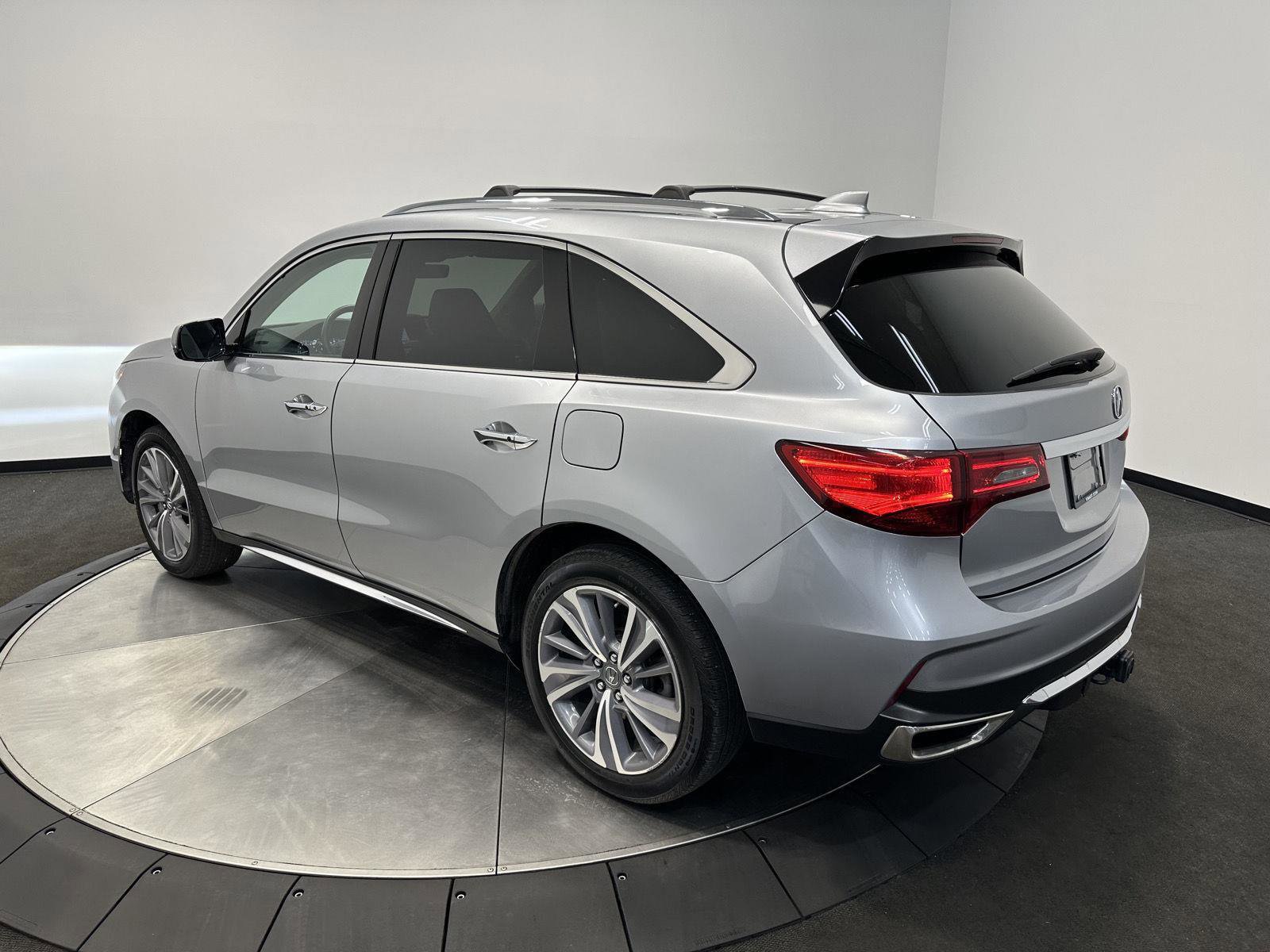 Used 2018 Acura MDX SH-AWD w/ Technology Package image 5
