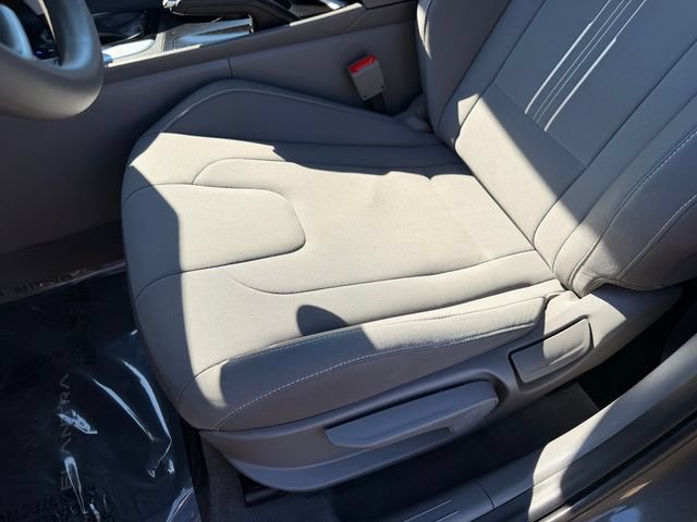 Used 2024 Hyundai Elantra SEL FWD image 10