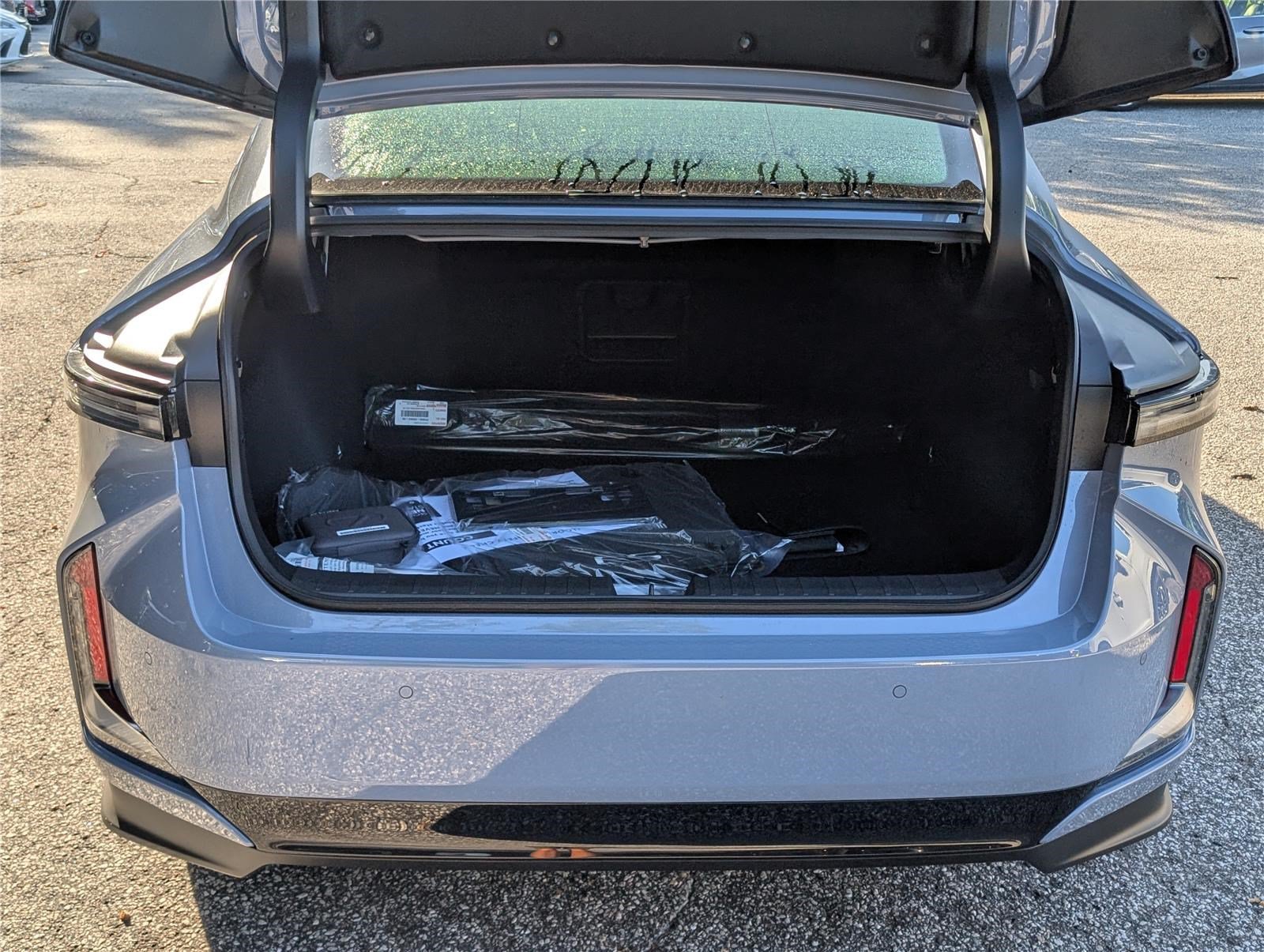 New 2026 Lexus ES 350h AWD w/ Convenience Package image 9
