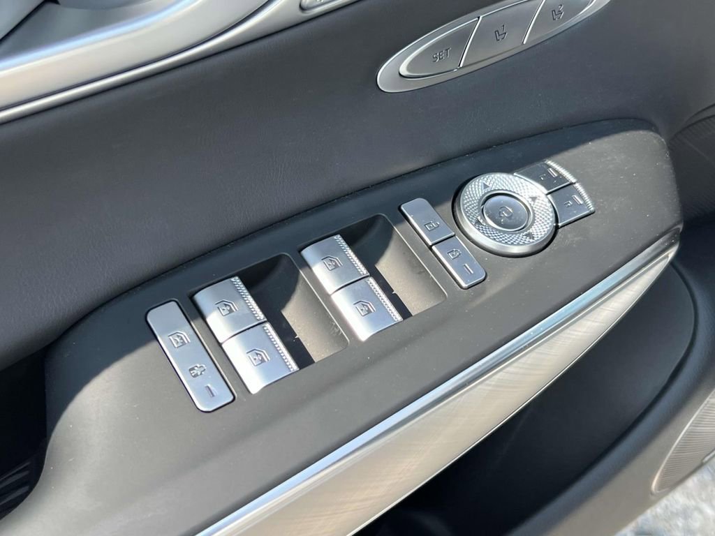 New 2025 Genesis Electrified GV70 Advanced w/ Prestige Package image 16